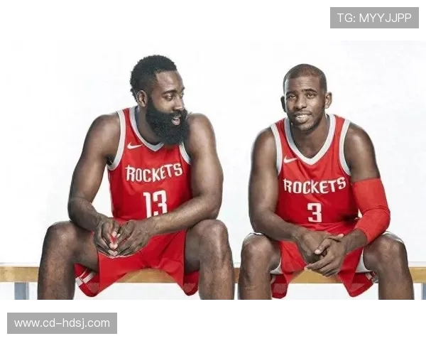 保罗谈与哈登的默契配合称一起打球的时光令人愉悦